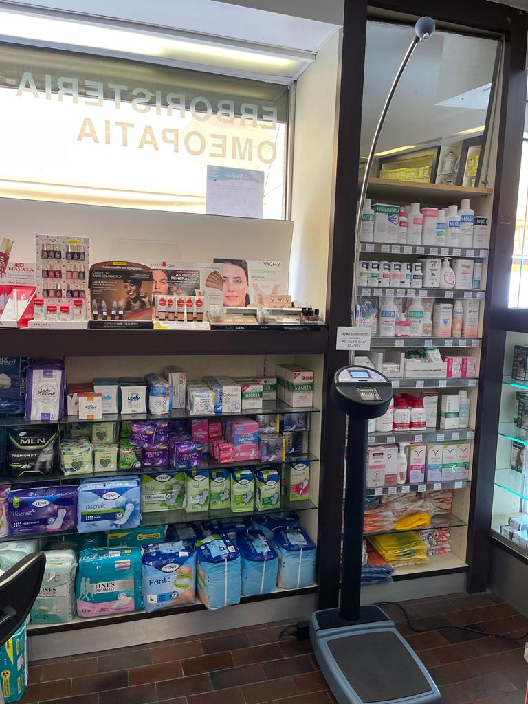 Farmacia Nuvoloni Dr. Franco · Foto 4